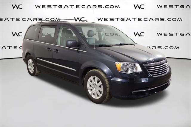 2014 Chrysler Town & Country Touring