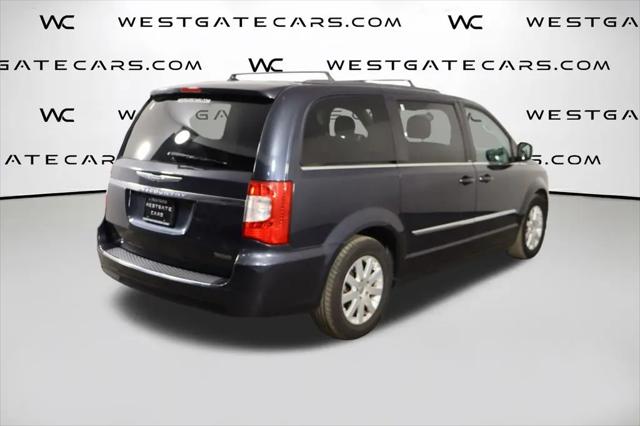 2014 Chrysler Town & Country Touring