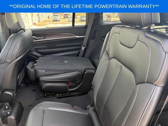 2025 Jeep Grand Cherokee L Limited 4x4