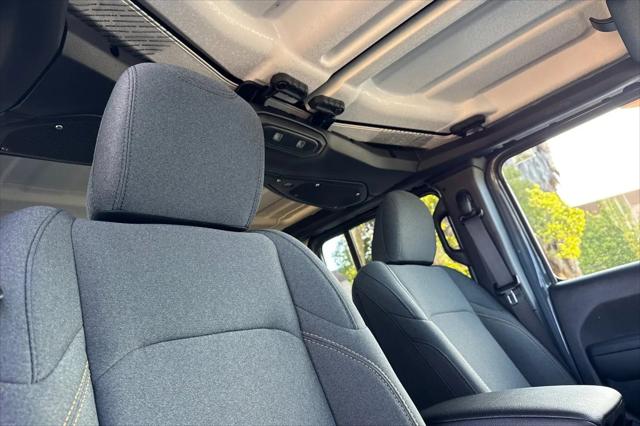 2026 Jeep Wrangler 4-Door Willys 4x4