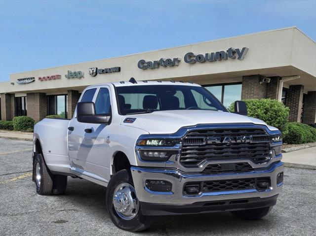 2026 RAM Ram 3500 RAM 3500 TRADESMAN CREW CAB 4X4 8 BOX