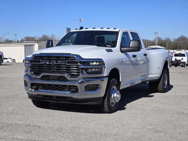 2026 RAM Ram 3500 RAM 3500 TRADESMAN CREW CAB 4X4 8 BOX
