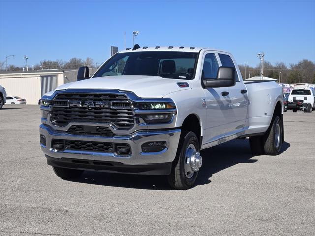 2026 RAM Ram 3500 RAM 3500 TRADESMAN CREW CAB 4X4 8 BOX