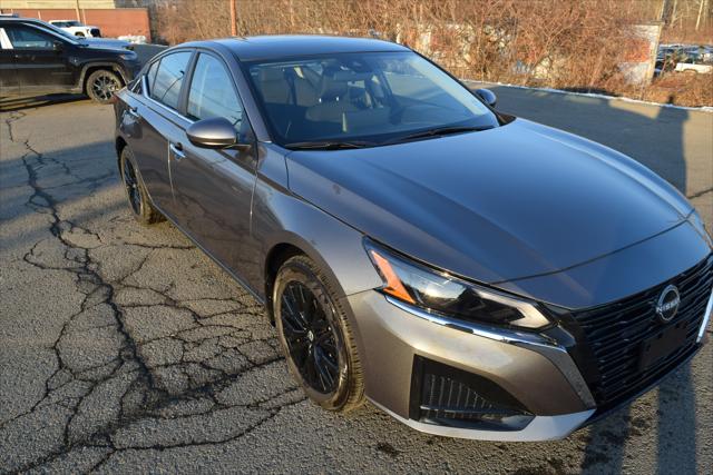 2025 Nissan Altima SV AWD