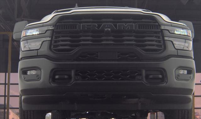 2025 RAM 2500 Tradesman Crew Cab 4x4 8 Box