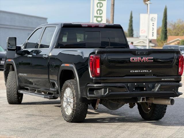 2023 GMC Sierra 2500HD 4WD Crew Cab Standard Bed Denali