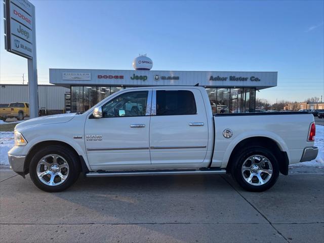 2018 RAM 1500 Laramie Crew Cab 4x4 57 Box 2018 RAM 1500 Laramie Crew Cab 4x4 57 Box