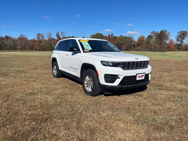 2024 Jeep Grand Cherokee Laredo 4x4 2024 Jeep Grand Cherokee Laredo 4x4