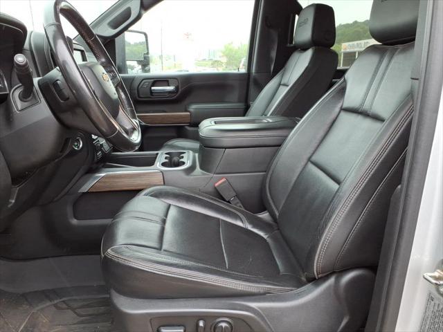 2020 Chevrolet Silverado 2500HD 4WD Crew Cab Long Bed High Country
