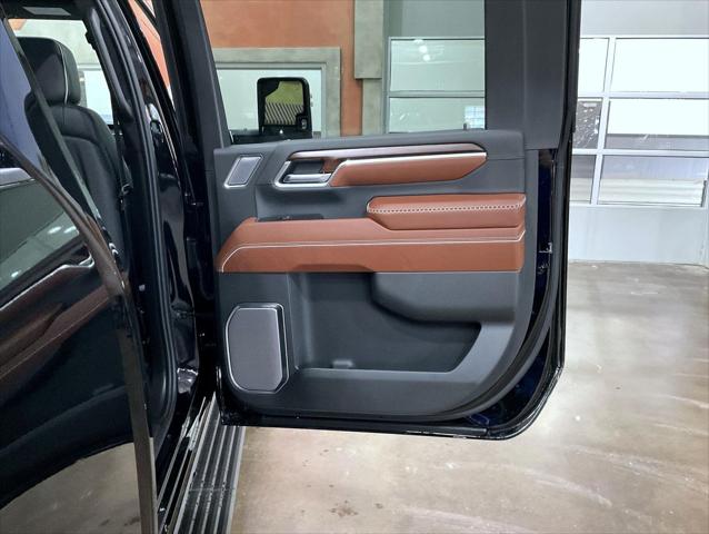 2026 GMC Sierra 2500HD Crew Cab, Standard Bed, Denali Ultimate, 4WD