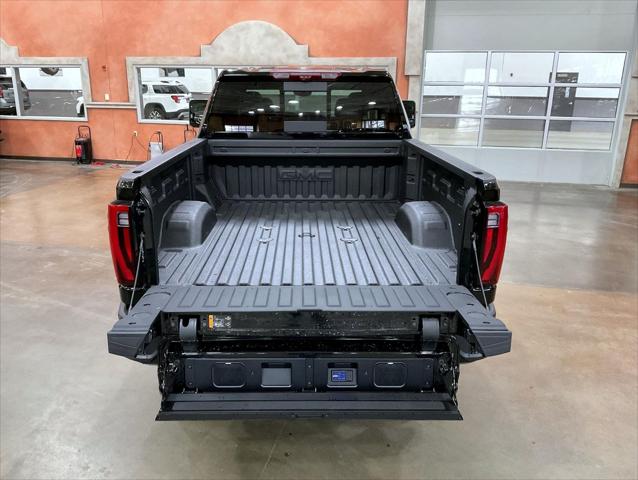 2026 GMC Sierra 2500HD Crew Cab, Standard Bed, Denali Ultimate, 4WD