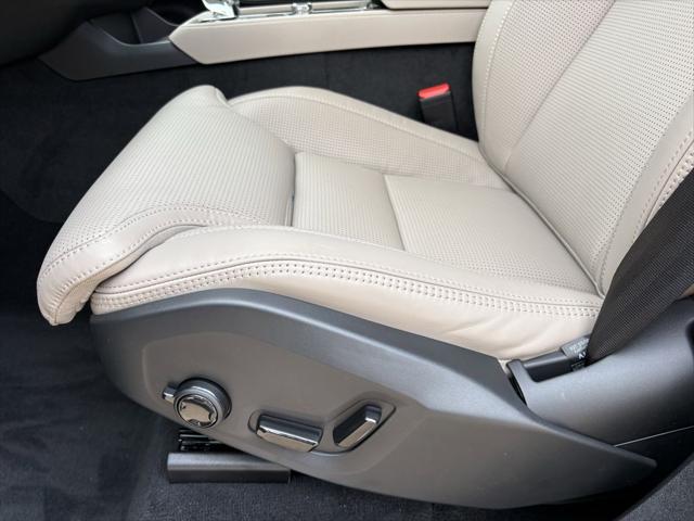 2026 Volvo XC90 Ultra Dark Theme, B6 AWD Gas (mild hybrid), Gasoline, 7 Seats