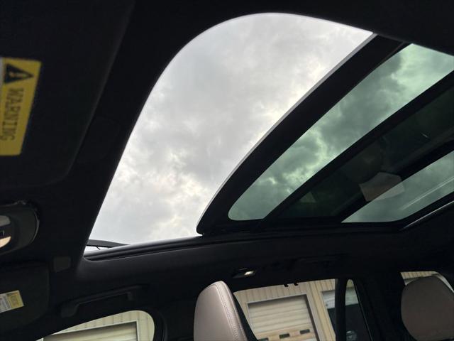 2026 Volvo XC90 Ultra Dark Theme, B6 AWD Gas (mild hybrid), Gasoline, 7 Seats