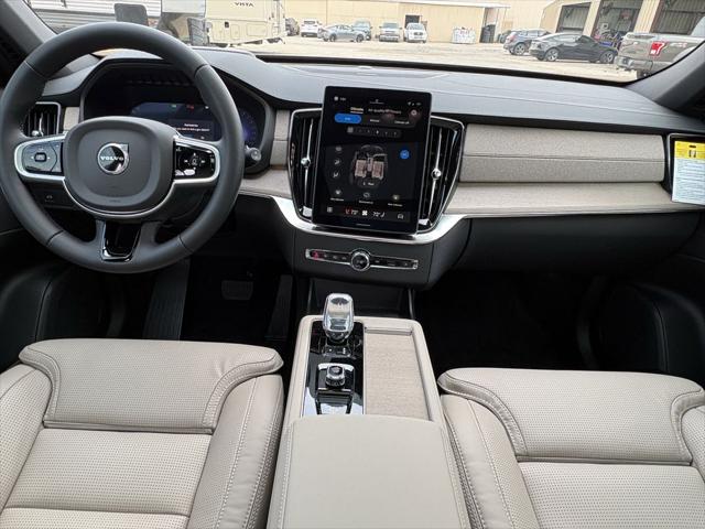 2026 Volvo XC90 Ultra Dark Theme, B6 AWD Gas (mild hybrid), Gasoline, 7 Seats