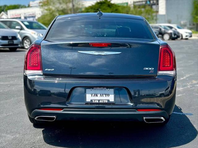 2017 Chrysler 300 300S AWD