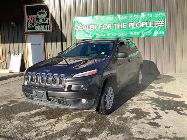 2018 Jeep Cherokee Latitude Plus 4x4 for sale in Hayden, IN
