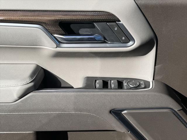 2026 Chevrolet Silverado 1500 4WD Crew Cab Standard Bed LT