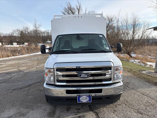 2026 Ford E-350 Cutaway Base