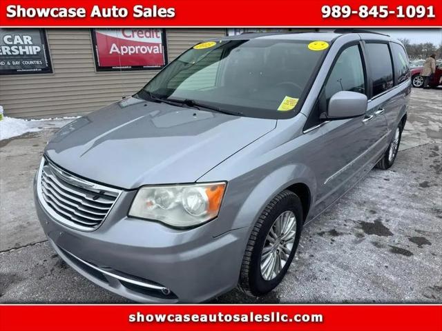 2015 Chrysler Town & Country Touring-L for sale in Chesaning, MI