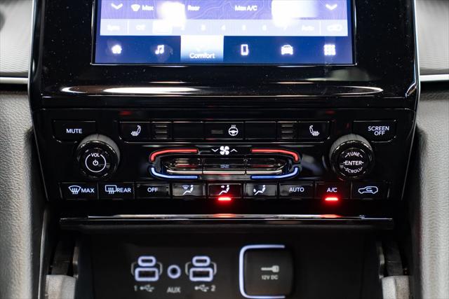2025 Jeep Grand Cherokee Laredo 4x4