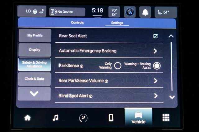 2025 Jeep Grand Cherokee Laredo 4x4