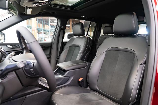 2025 Jeep Grand Cherokee Laredo 4x4