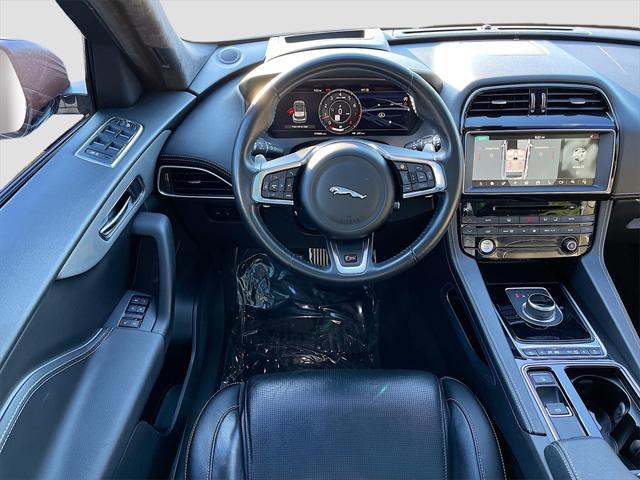 2019 Jaguar F-PACE S