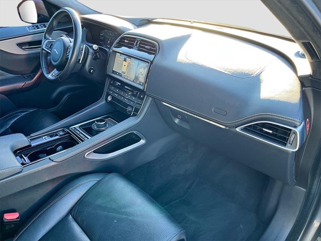2019 Jaguar F-PACE S