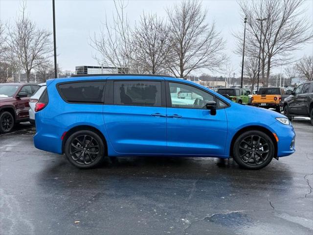 2026 Chrysler Pacifica PACIFICA SELECT