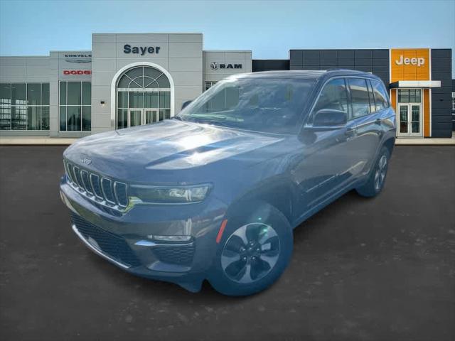 2022 Jeep Grand Cherokee 4xe Limited 4x4 2022 Jeep Grand Cherokee 4xe Limited 4x4