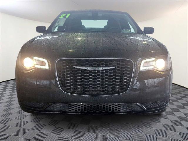 2021 Chrysler 300 Touring AWD