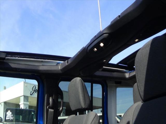 2024 Jeep Wrangler 4-Door Willys 4x4