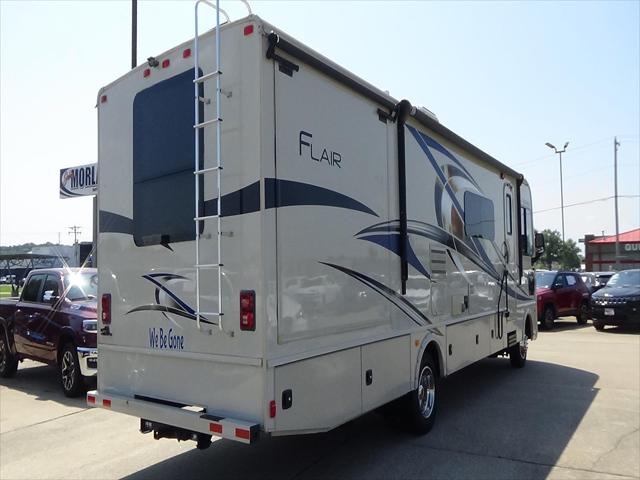 2016 Ford F-53 Base