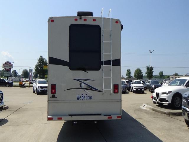 2016 Ford F-53 Base