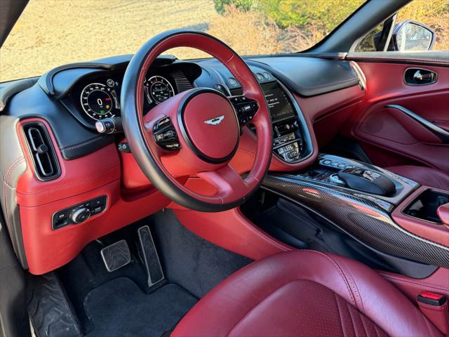 2021 Aston Martin DBX Base