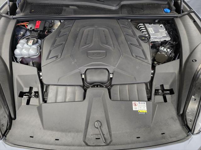 2024 Porsche Cayenne Turbo GT