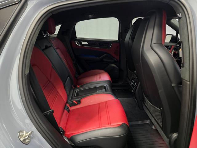 2024 Porsche Cayenne Turbo GT