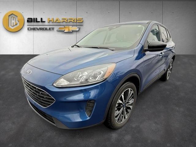 2022 Ford Escape SE Hybrid