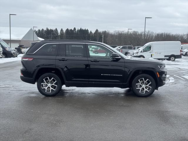 2025 Jeep Grand Cherokee GRAND CHEROKEE LIMITED 4X4