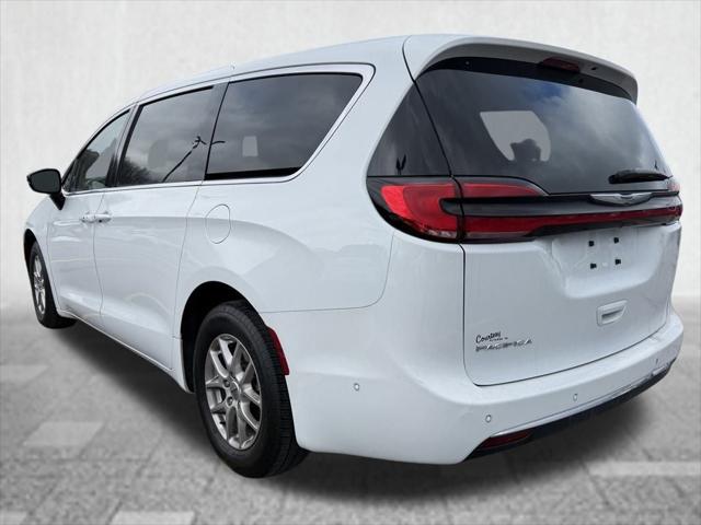 2024 Chrysler Pacifica Touring L 2024 Chrysler Pacifica Touring L
