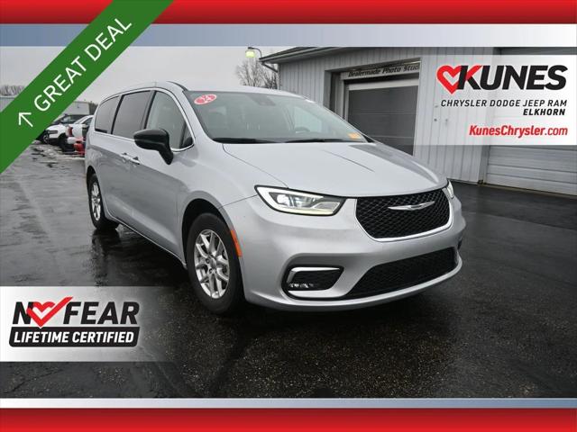 2024 Chrysler Pacifica Touring L