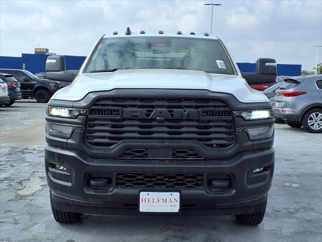 2026 RAM Ram 3500 Chassis Cab RAM 3500 TRADESMAN CREW CAB CHASSIS 4X4 60 CA