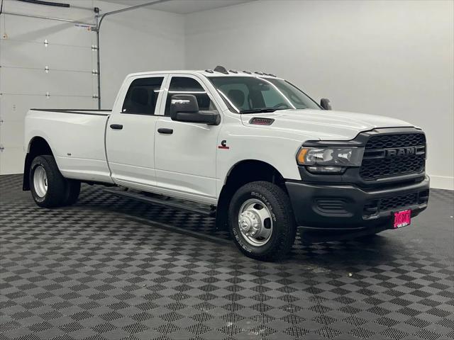 2024 Ram 3500 Tradesman Crew Cab 4x4 8' Box