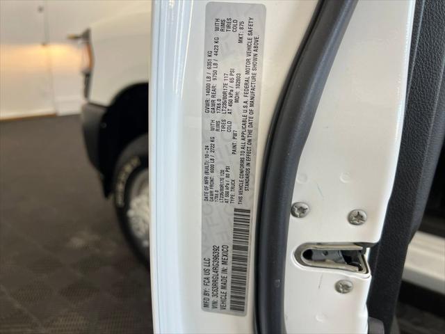 2024 Ram 3500 Tradesman Crew Cab 4x4 8' Box