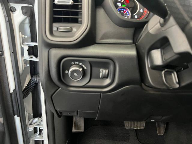 2024 Ram 3500 Tradesman Crew Cab 4x4 8' Box