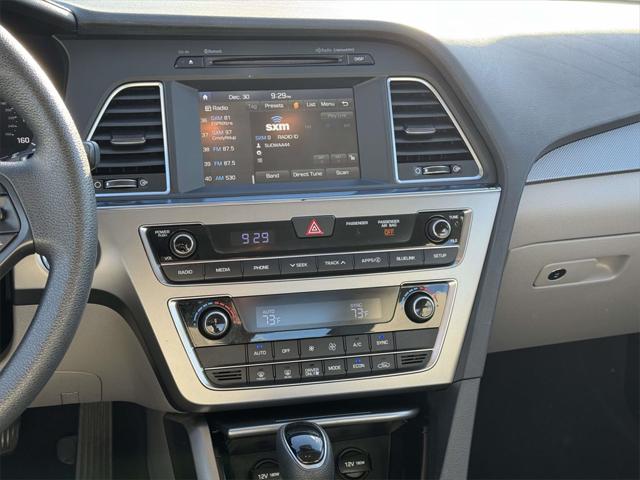 2017 Hyundai Sonata Hybrid SE