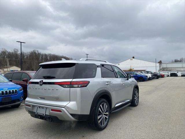 2022 Nissan Pathfinder Platinum 4WD