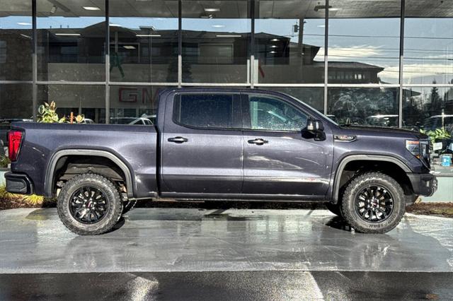 2023 GMC Sierra 1500 4WD Crew Cab Short Box AT4X