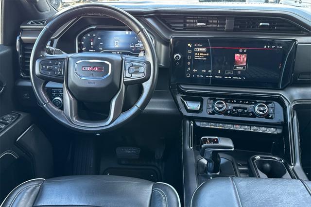 2023 GMC Sierra 1500 4WD Crew Cab Short Box AT4X