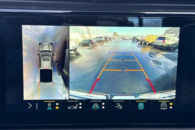 2023 GMC Sierra 1500 4WD Crew Cab Short Box AT4X